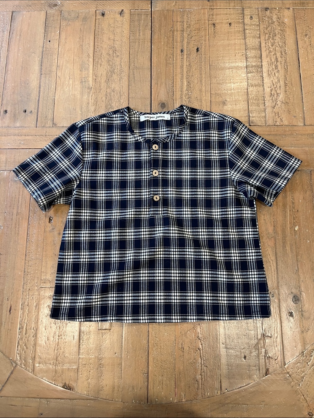Harper James boutique navy and white plaid short sleeve boxy top 6 years